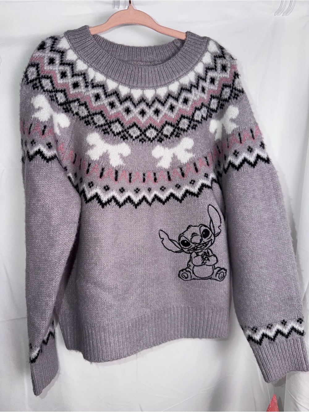 Disney Stitch Girls Sweater Size 6 Gray Fair Isle
Christmas Holiday NWT